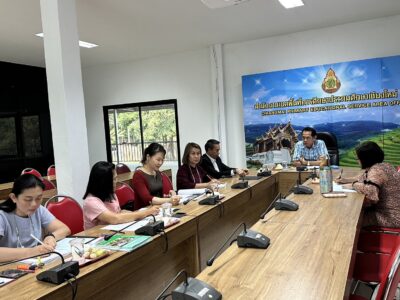 การประชุมคณะกรรมการตรวจสอบและประเมินความพร้อมในการขยายชั้นเรีนในระดับก่อนประถมศึกษา โรงเรียนบ้านทุ่งยาว อ.แม่แจ่ม จ.เชียงใหม่